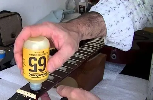 AliExpress Alice cleaning